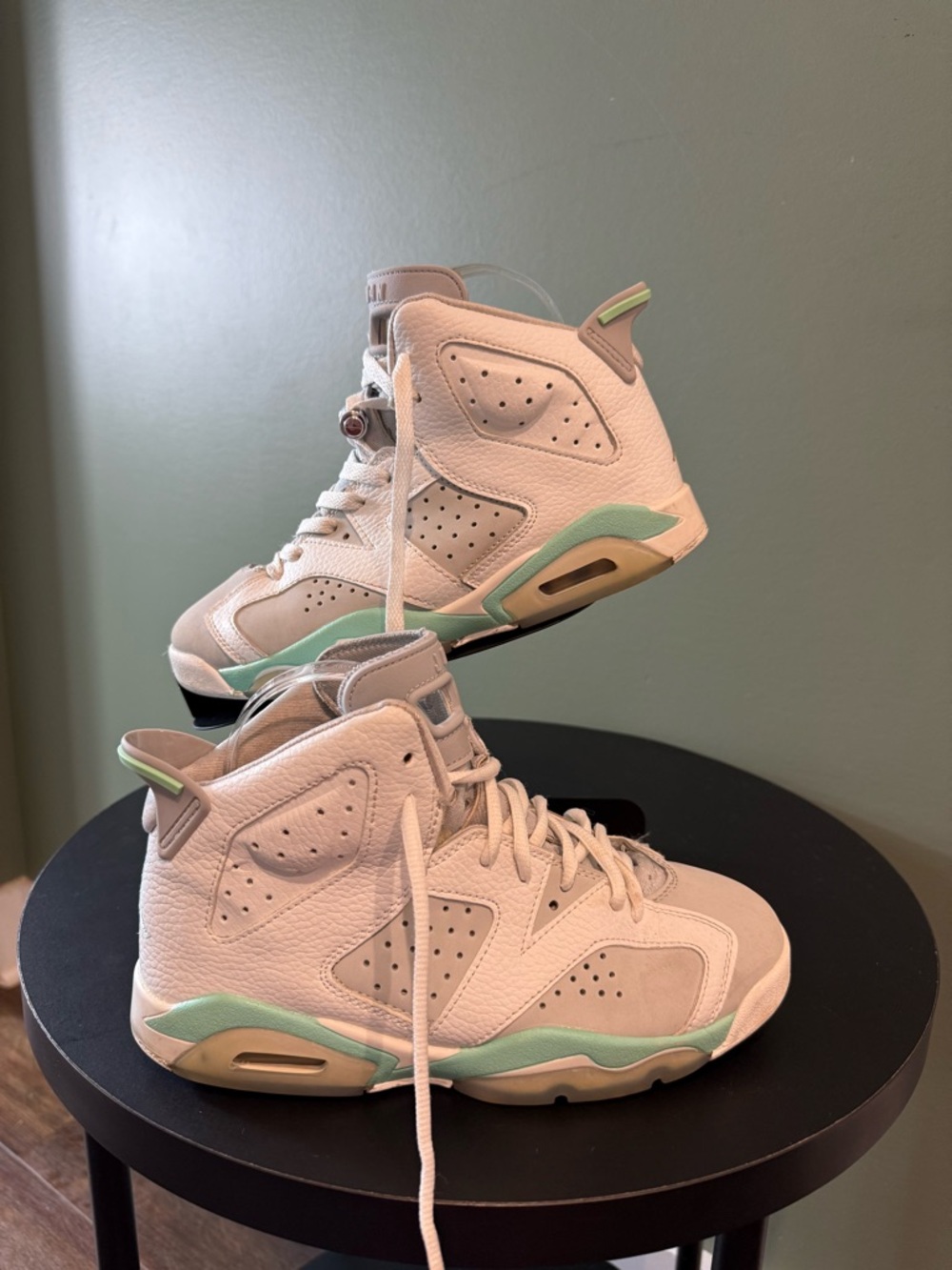 Nike Air Jordan 6 Mint Foam Men’s size 7 Retro OG